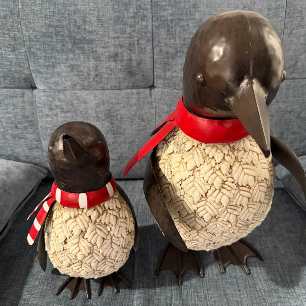 Plow and Hearth vintage penguin pair. - Picture 2 of 7